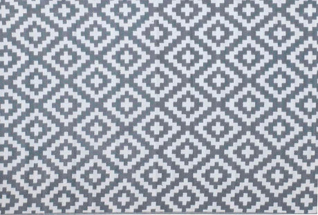 UPCYCLED WOVEN MAT GREY AND WHITE ASSORTED