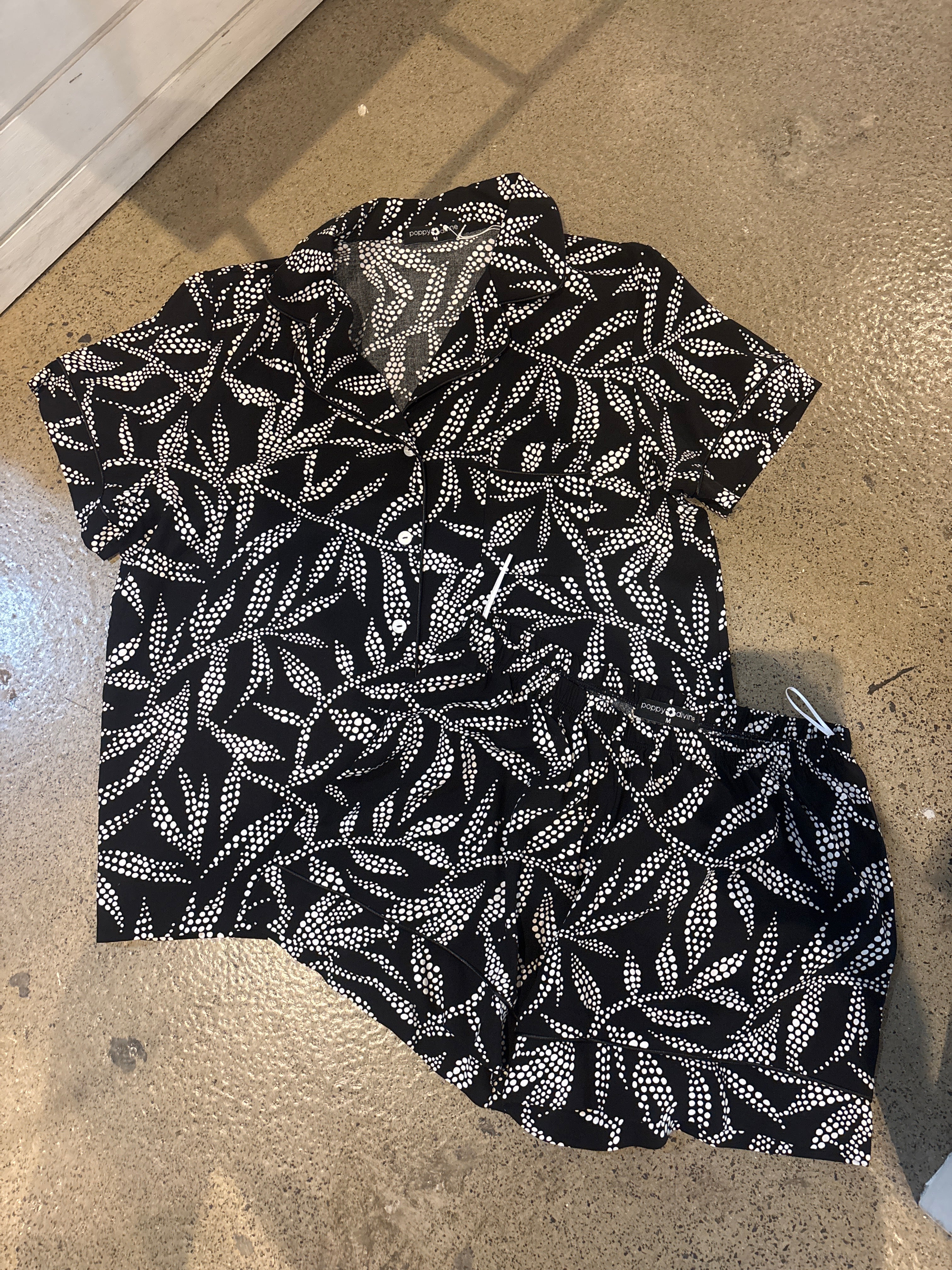 POPPY DIVINE PJ SET-  CLASSIC RAYON SHORTY BLACK AND WHITE LEAF