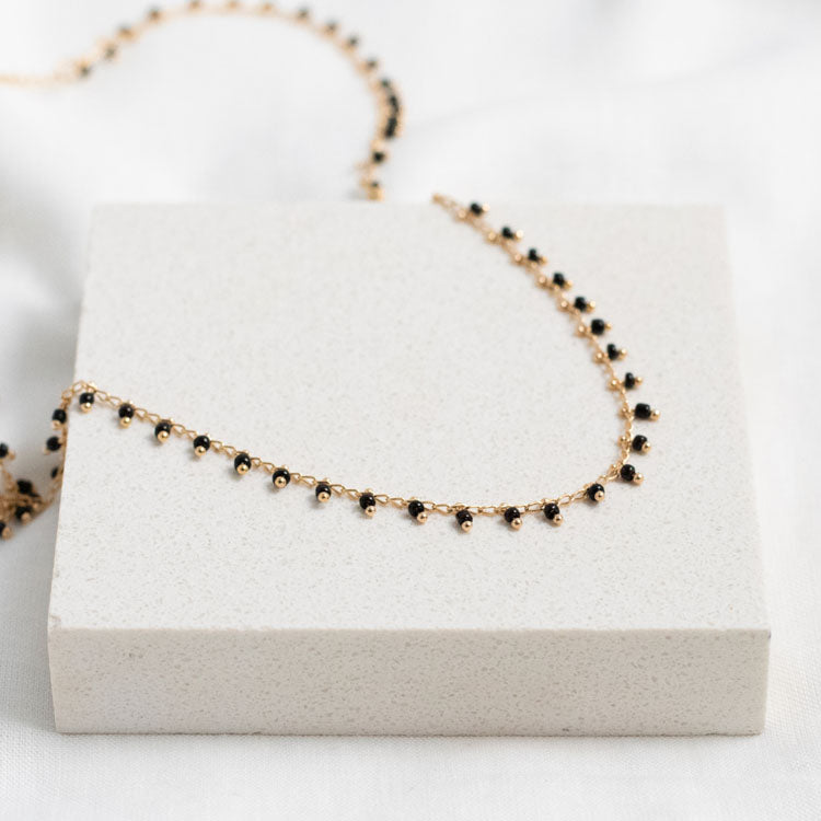 BLACK MULTI-BEADED NECKLACE