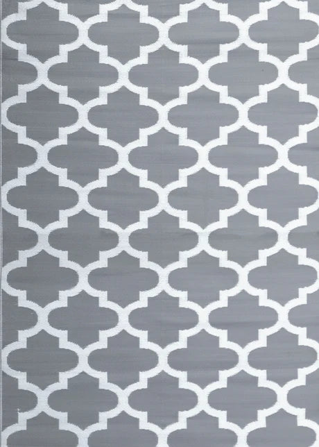 UPCYCLED WOVEN MAT GREY AND WHITE ASSORTED