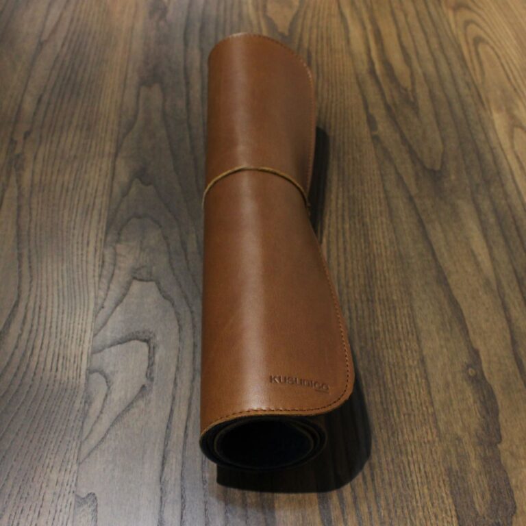 STUDIO LEATHER DESK MAT