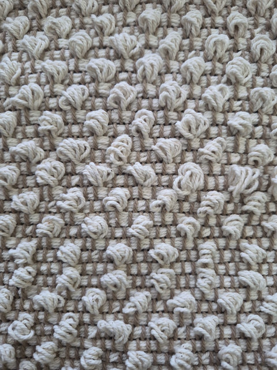 FULL BOBBLES BATH MAT