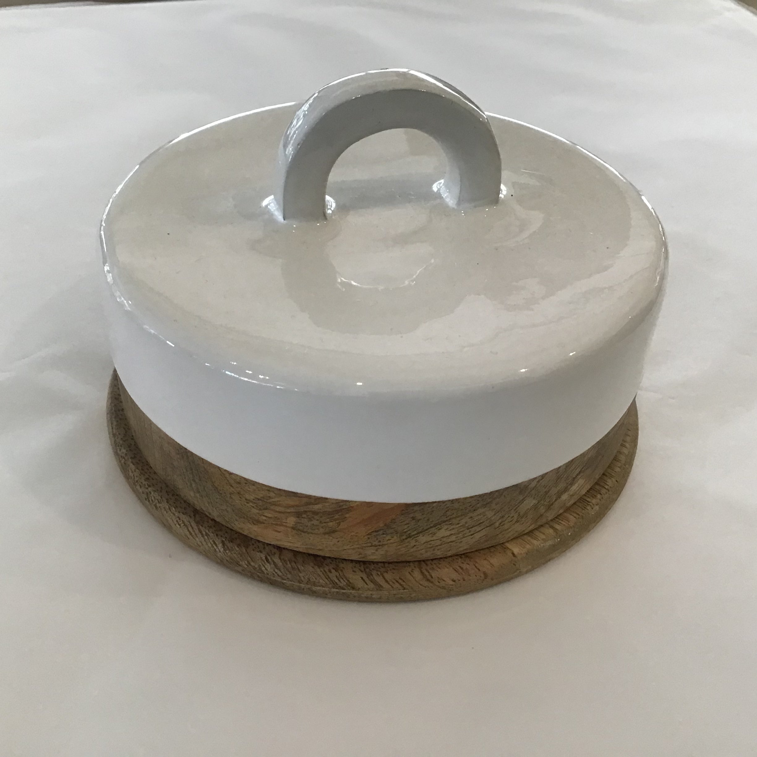 WOOD AND ENAMEL BUTTER DISH ROUND